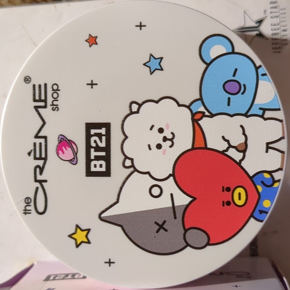 THE CREME SHOP (3) EYESHADOW, BRIGHTENING SETTING POWDER & BLUSH QUAD - Picture 3 of 6